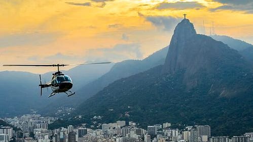 Aeronaves que fazem voos turísticos no Rio assinam termo para não voar perto do Cristo Redentor