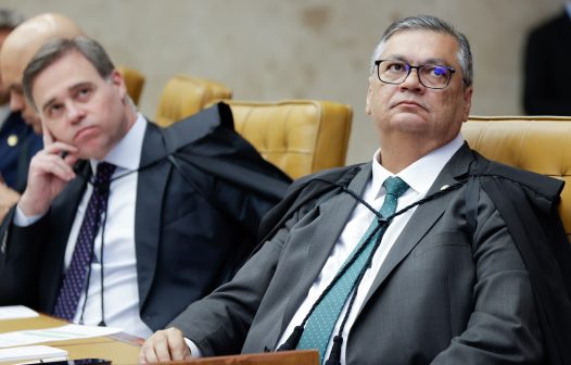 Dino manda governo ampliar combate ao fogo na Amazônia e no Pantanal