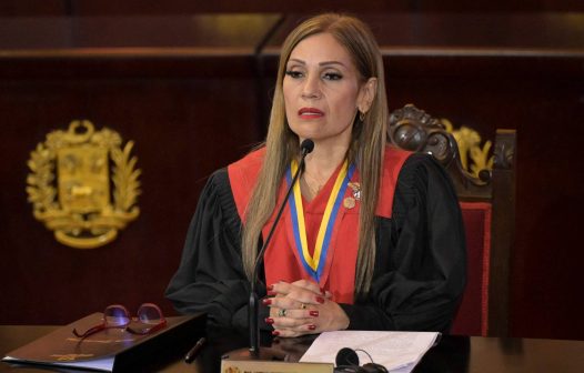 Supremo da Venezuela ratifica reeleição de Maduro em decisão final