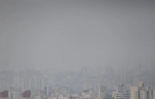 Qualidade do ar em SP melhora com chegada de frente fria