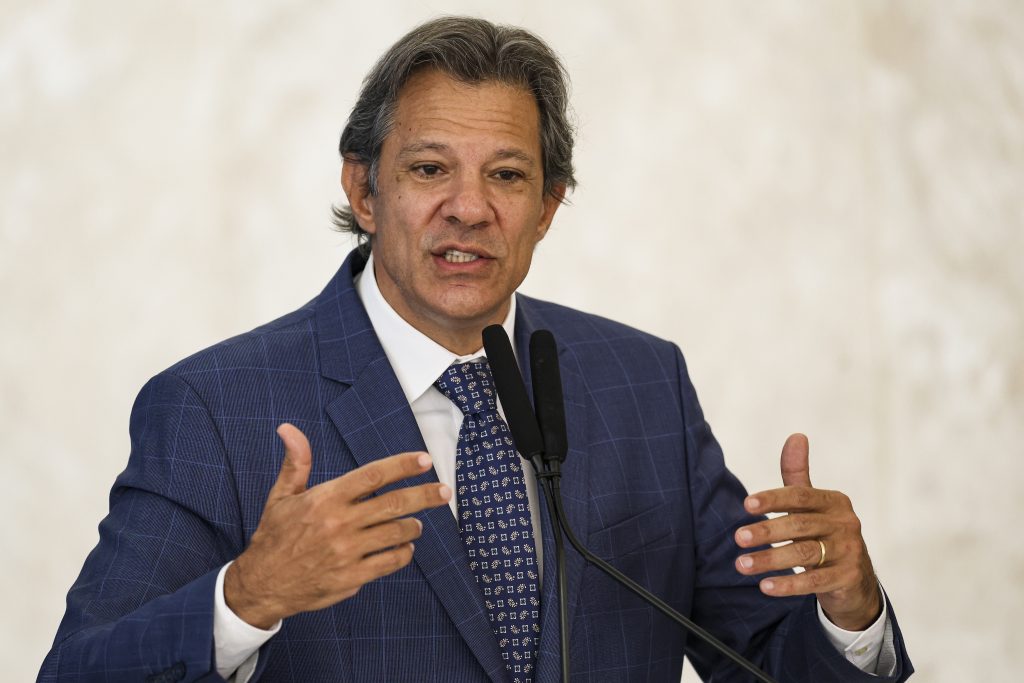 Haddad admite preocupação com a inflação