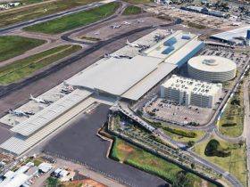 Aeroporto de Porto Alegre volta a receber voos comerciais na segunda