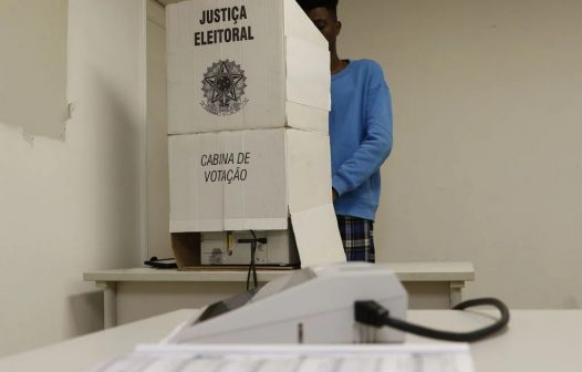 Esquerda perde em número de eleitores governados por seus prefeitos