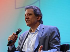 Haddad diz que esquerda não tem ‘sonho’ e ‘palhaços’ da extrema direita ocuparam picadeiro