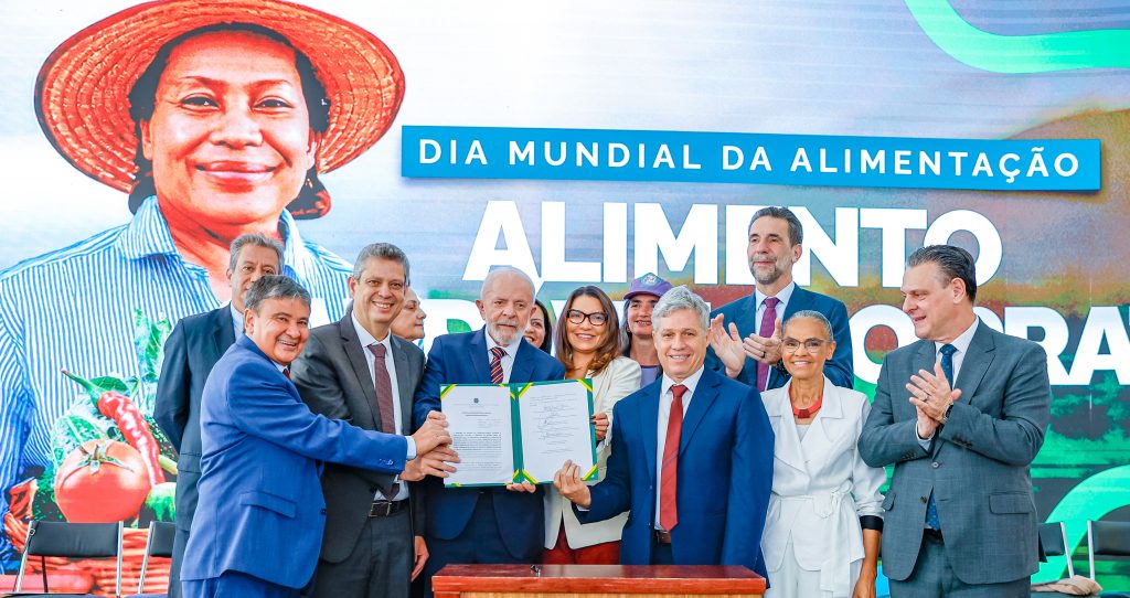 Lula lança programa de R$ 1 bilhão para produção e compra de arroz