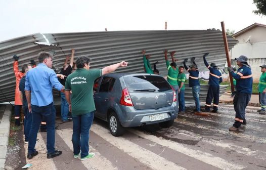 Temporais causam estragos no Sul do país e deixam milhares sem energia