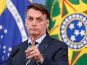 Bolsonaro elogia ex-ministro de Lula e diz que sonha com ele num 2º mandato